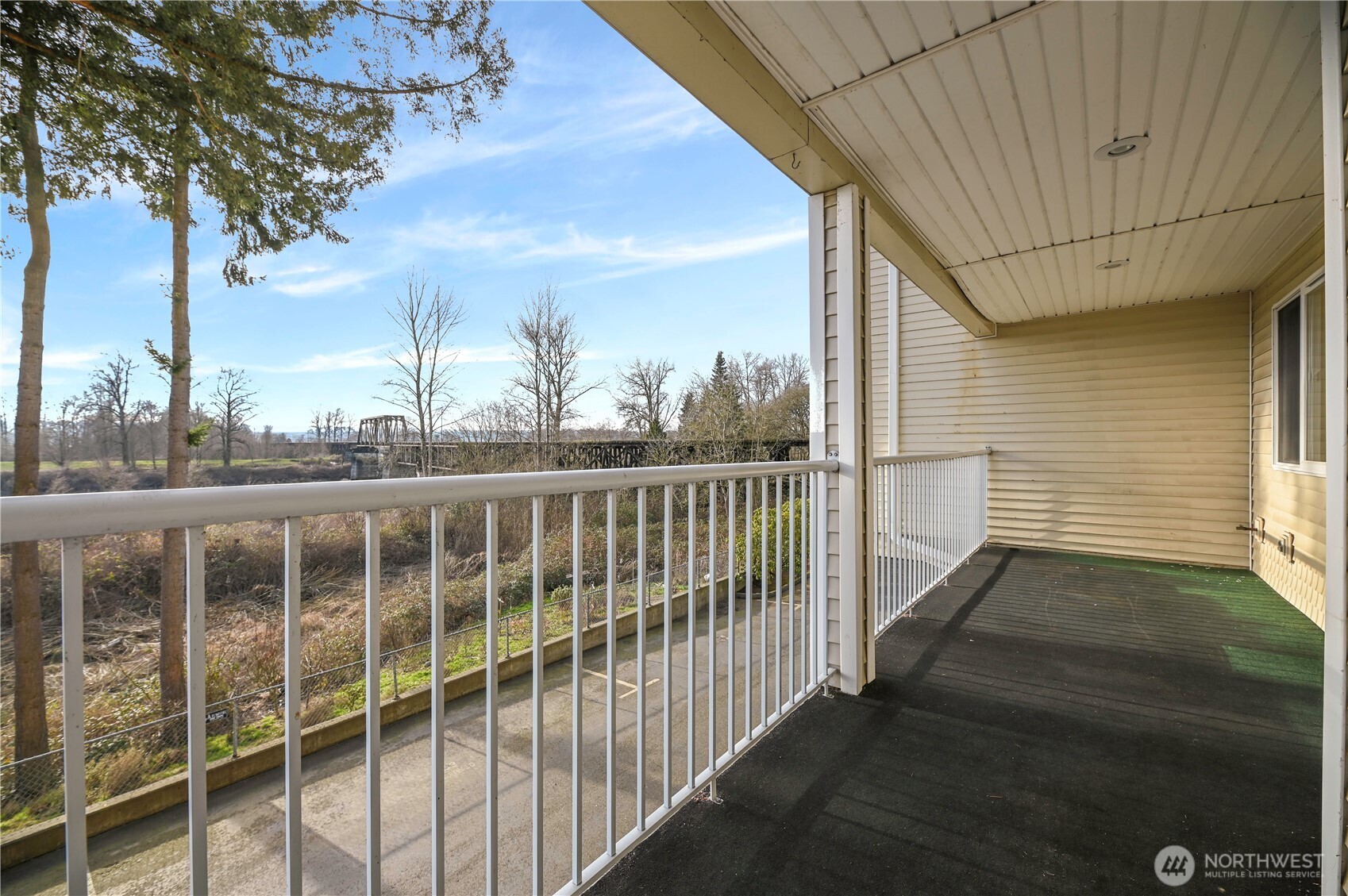 Balcony Has Natural Gas Hook-up For Grilling