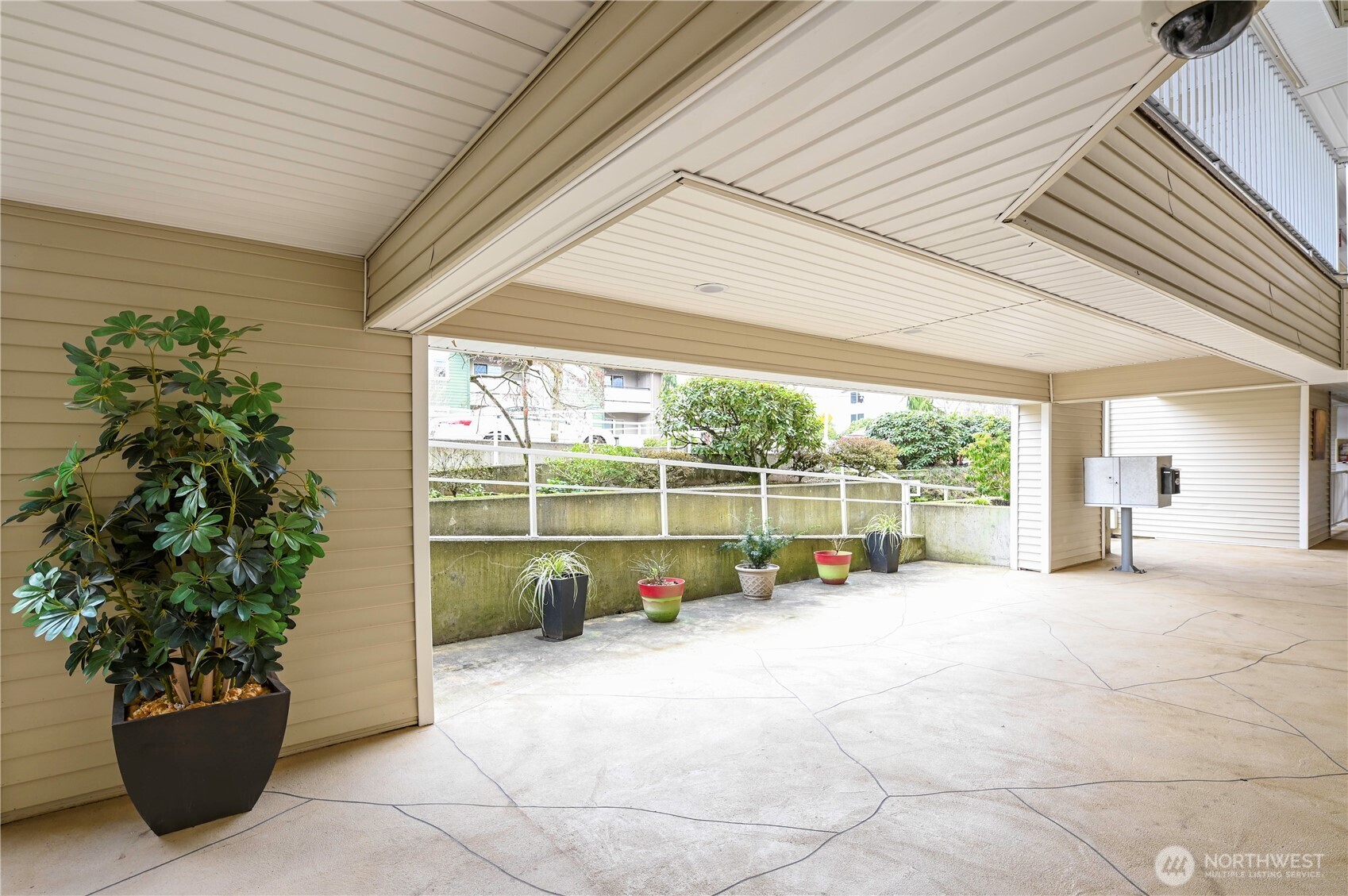 Open Area To Elevator