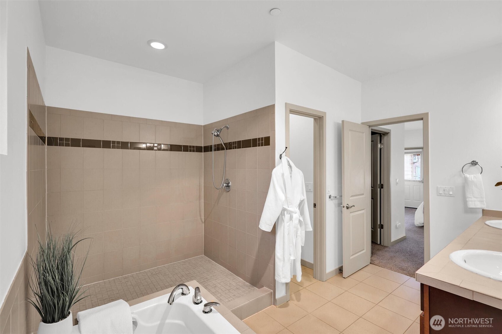 Clean and inviting bathroom with modern touches.