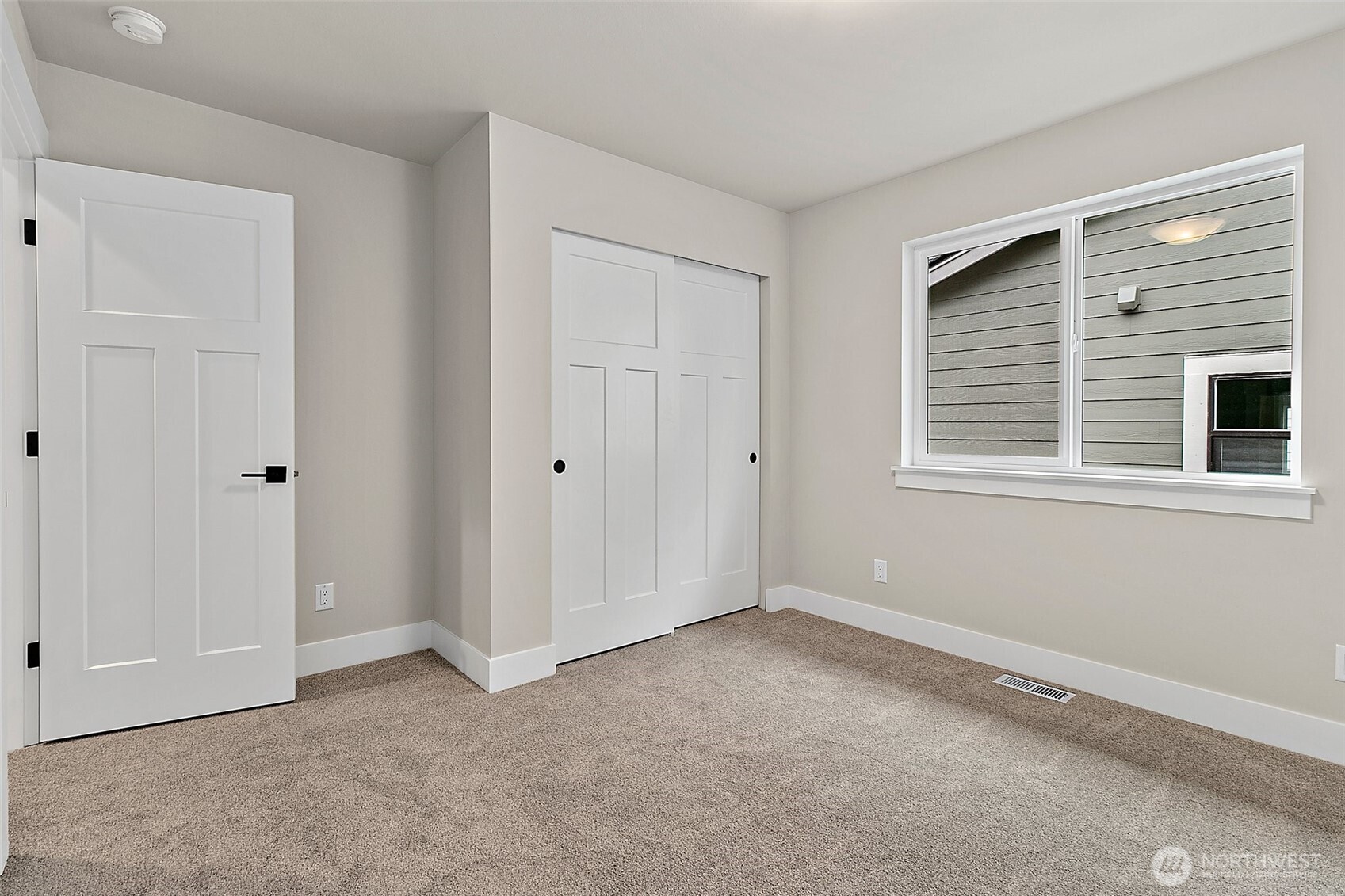 Photos are for representation purposes only.