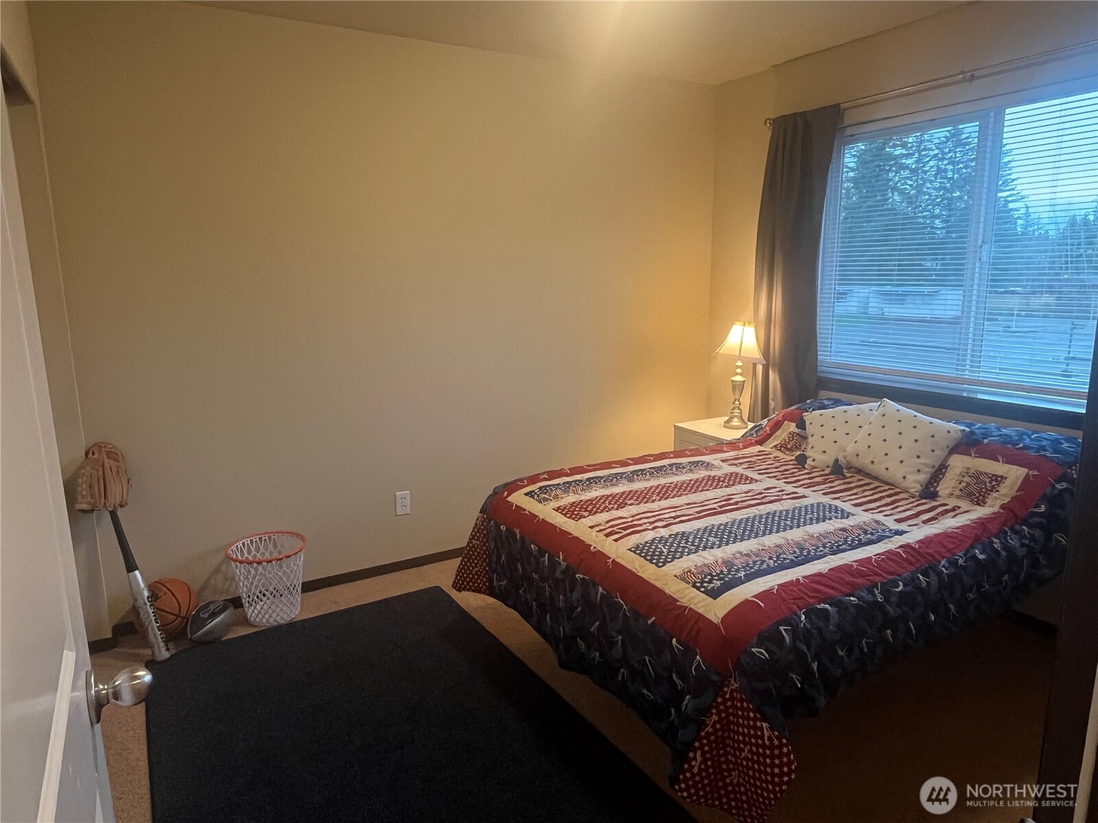 3rd Floor (2nd Bedroom)