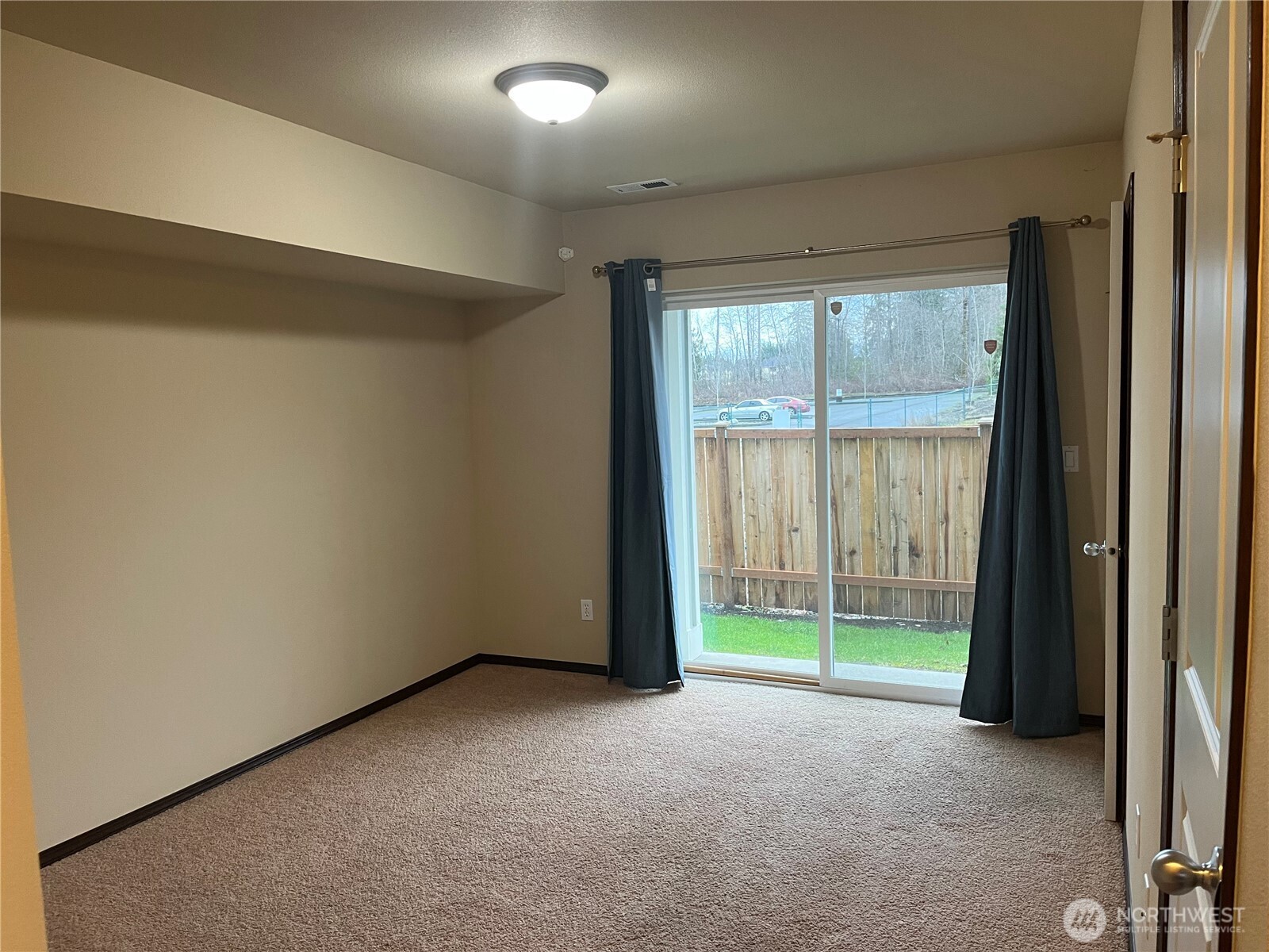 1st floor (Bonus Room/Office)