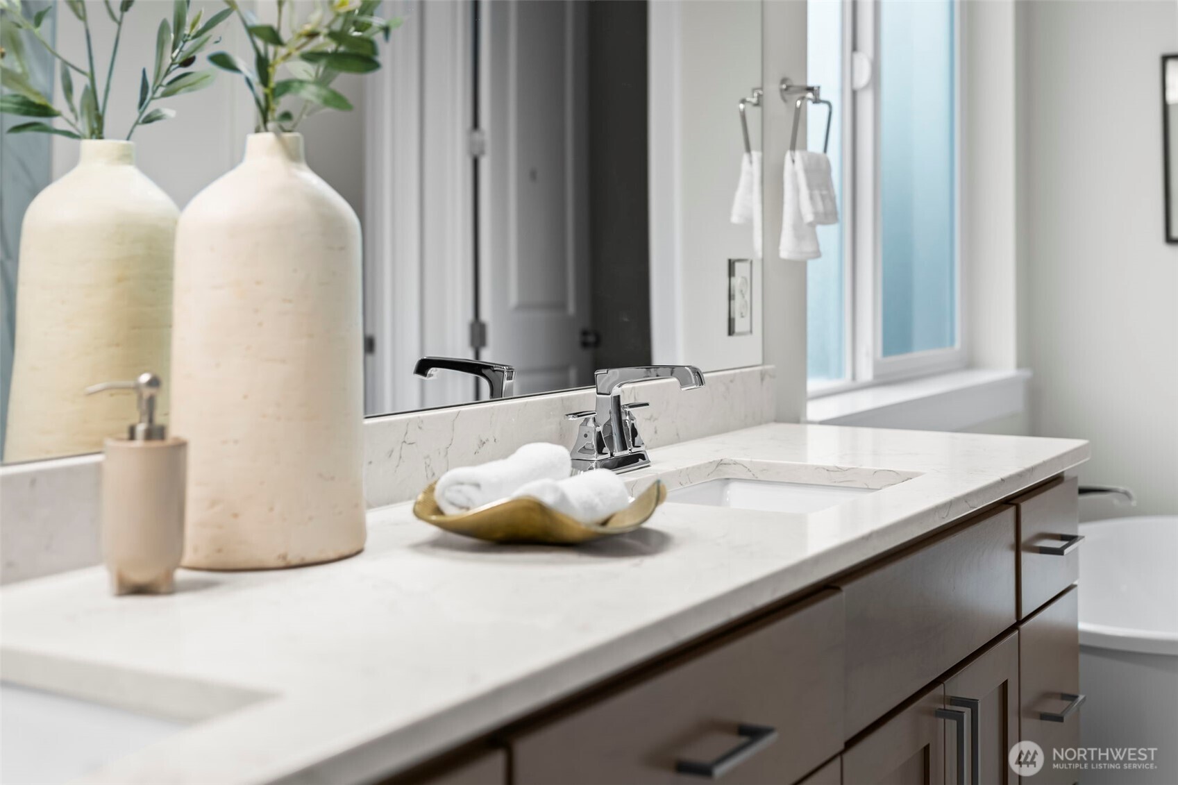 Phots are not of actual home. Photos are of same floorplan and may contain upgrades. Colors and specs may vary. This statement is valid for all photos.