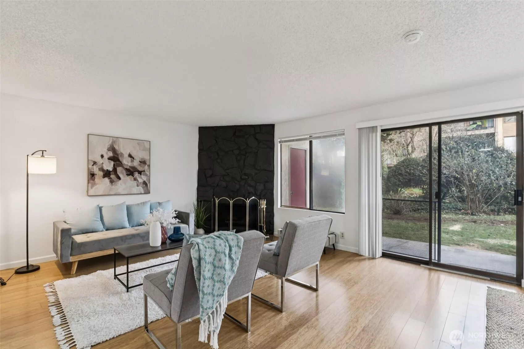 spacious, bright living room