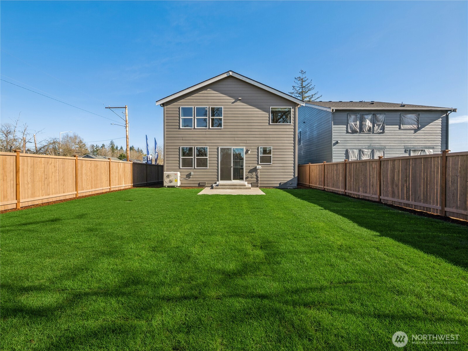 Picture for representational purposes only, colors and features may vary.