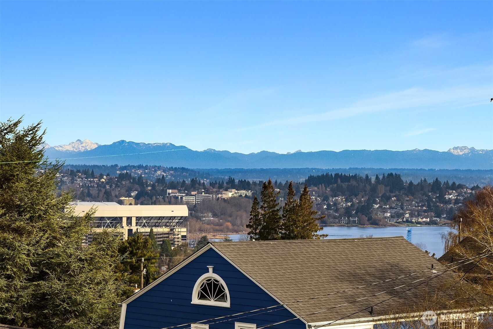 Primary with new carpet and expansive views.