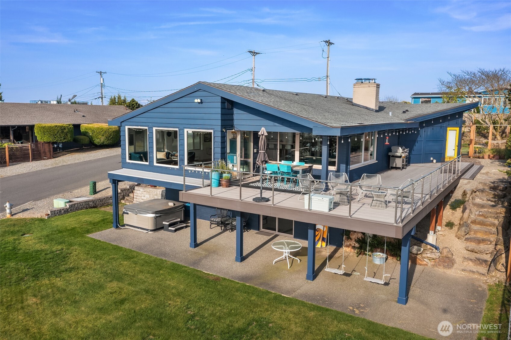 Live Strong in this Mid Century Modern Beauty