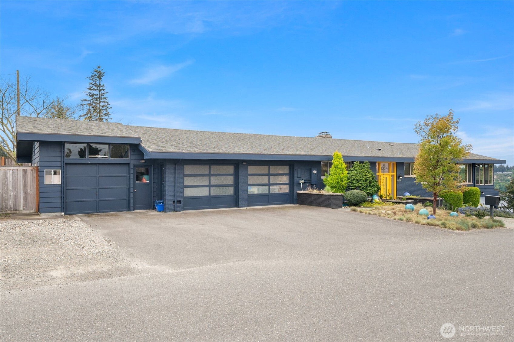 Large parcel has side area for RV