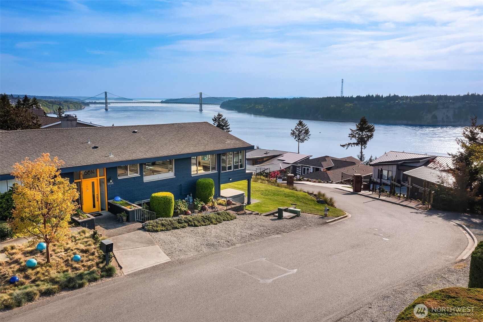 Welcome to 6614 North 49th & have all the fun you can!