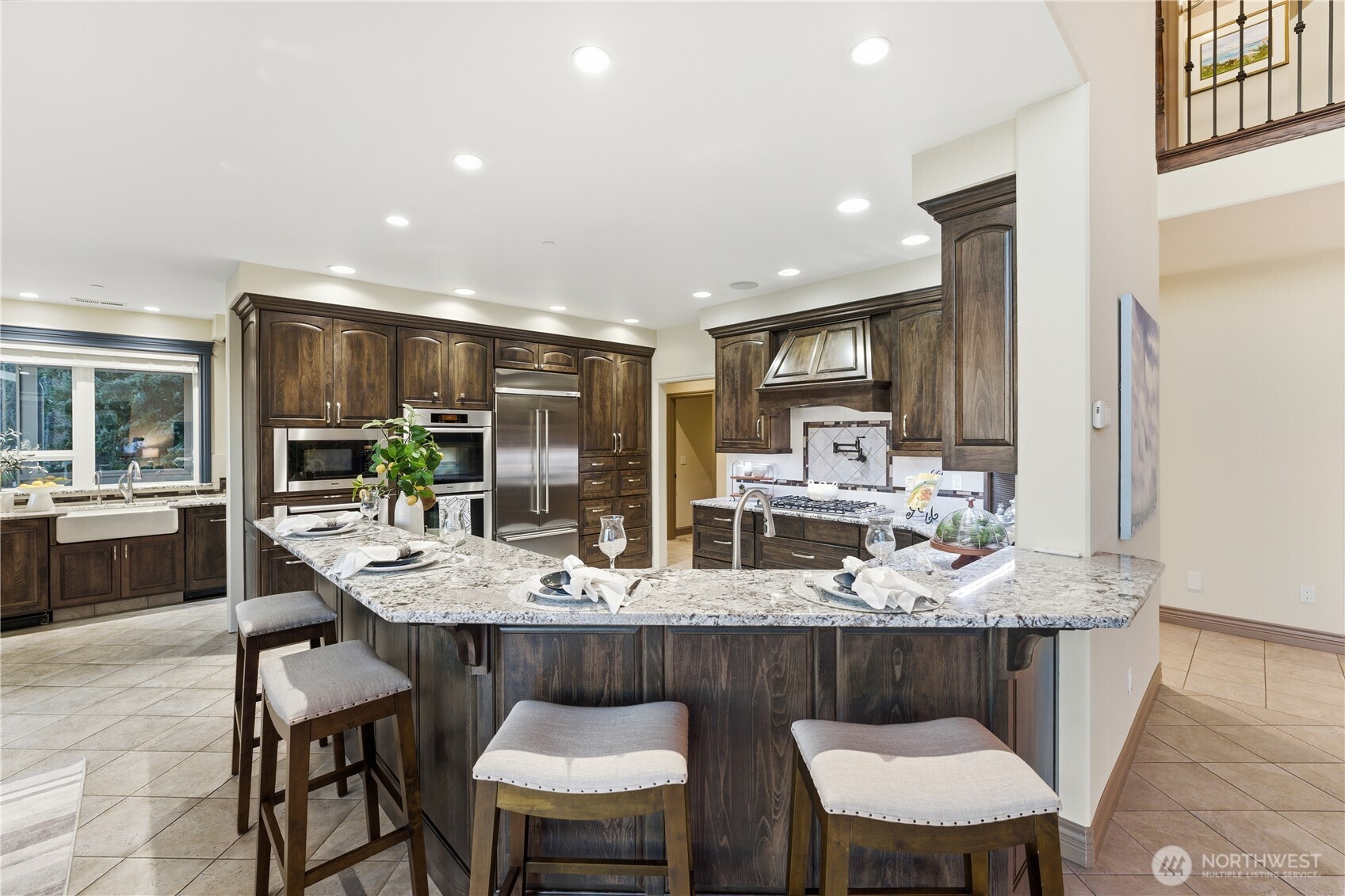 Dining area beside the coffee and beverage bar, framed by beautiful views and never-ending skies