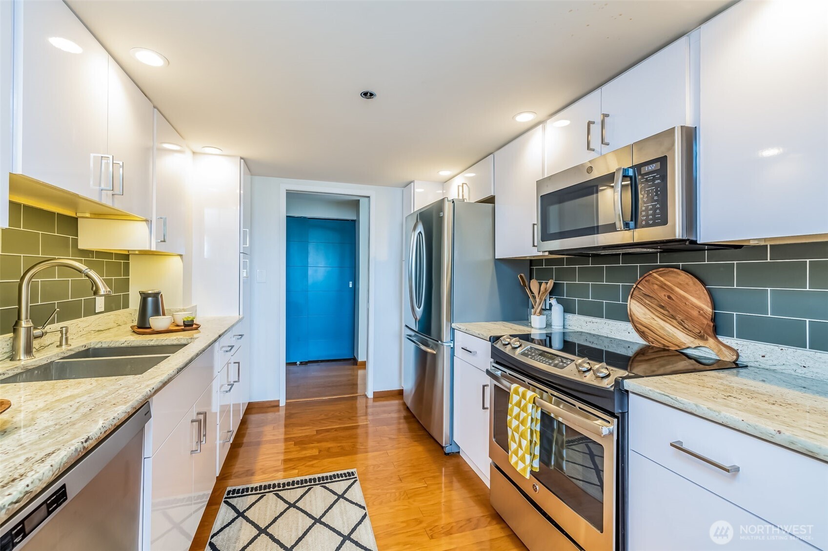 Kitchen opens to the dining room