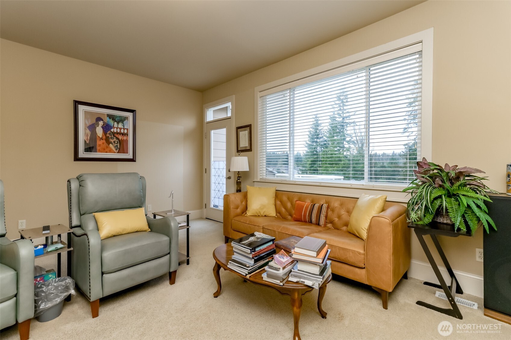Upstairs Bonus room w/ Closet