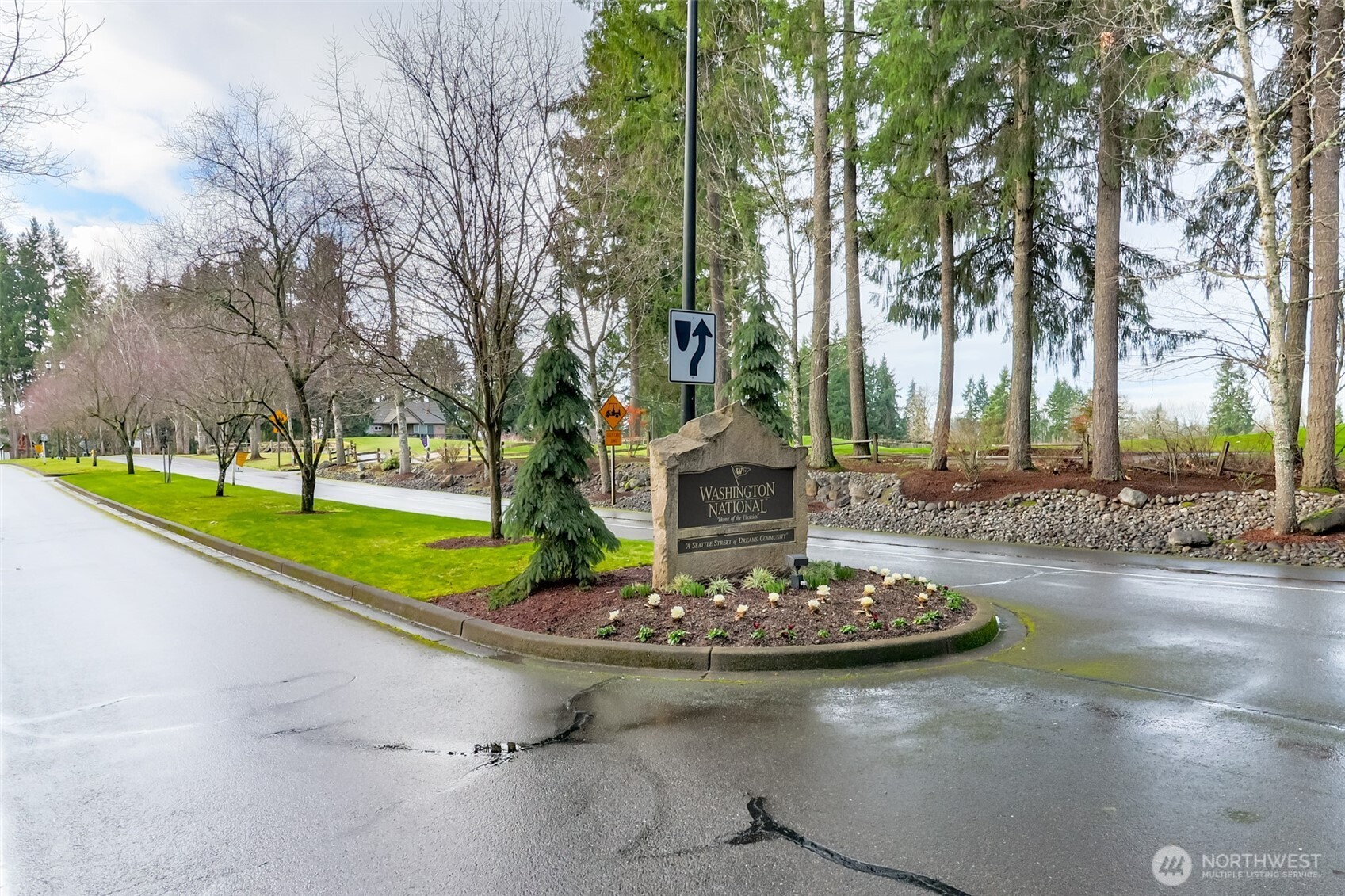Park w/ Tennis, Basketball, & Volleyball Court