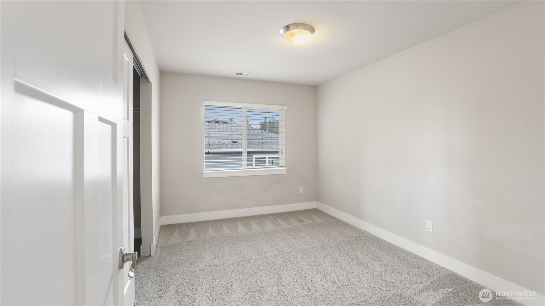bedroom(upper)