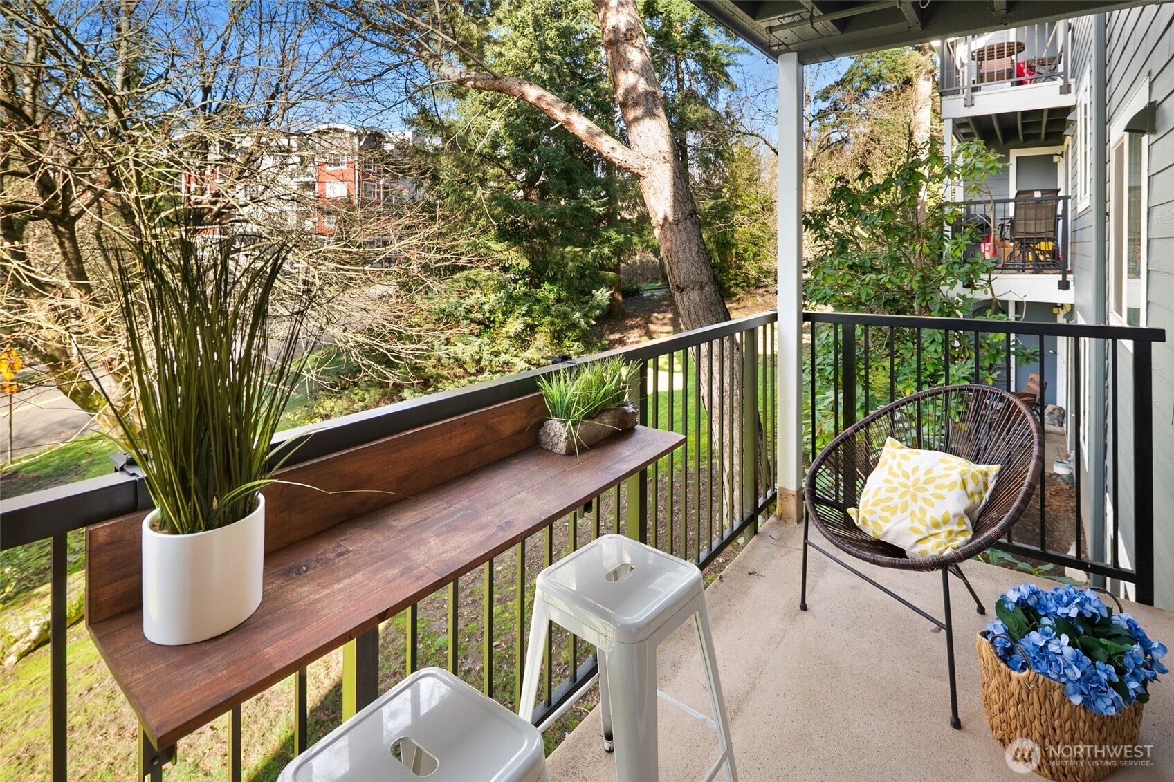 Another view of the wonderful private balcony space!
