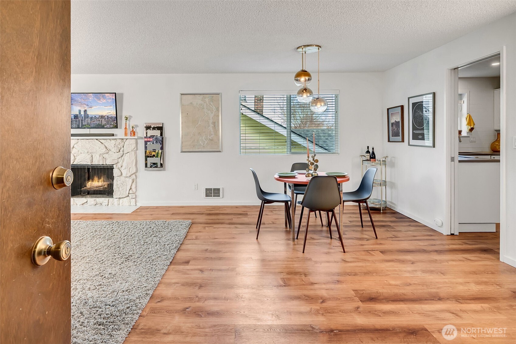 Bright, well lit end unit faces West.