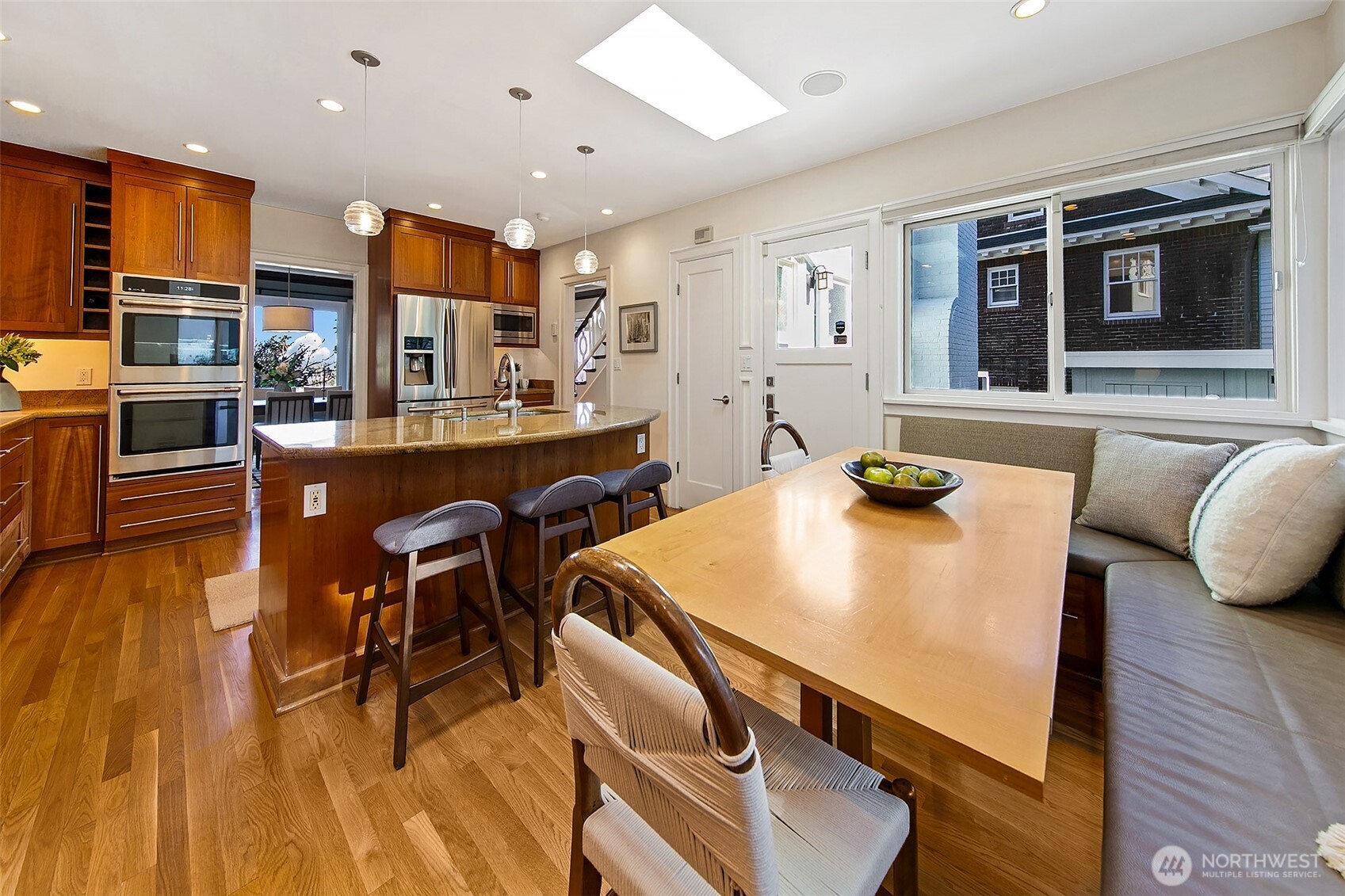 Meals are meant to be shared and this kitchen is designed to make that easy.