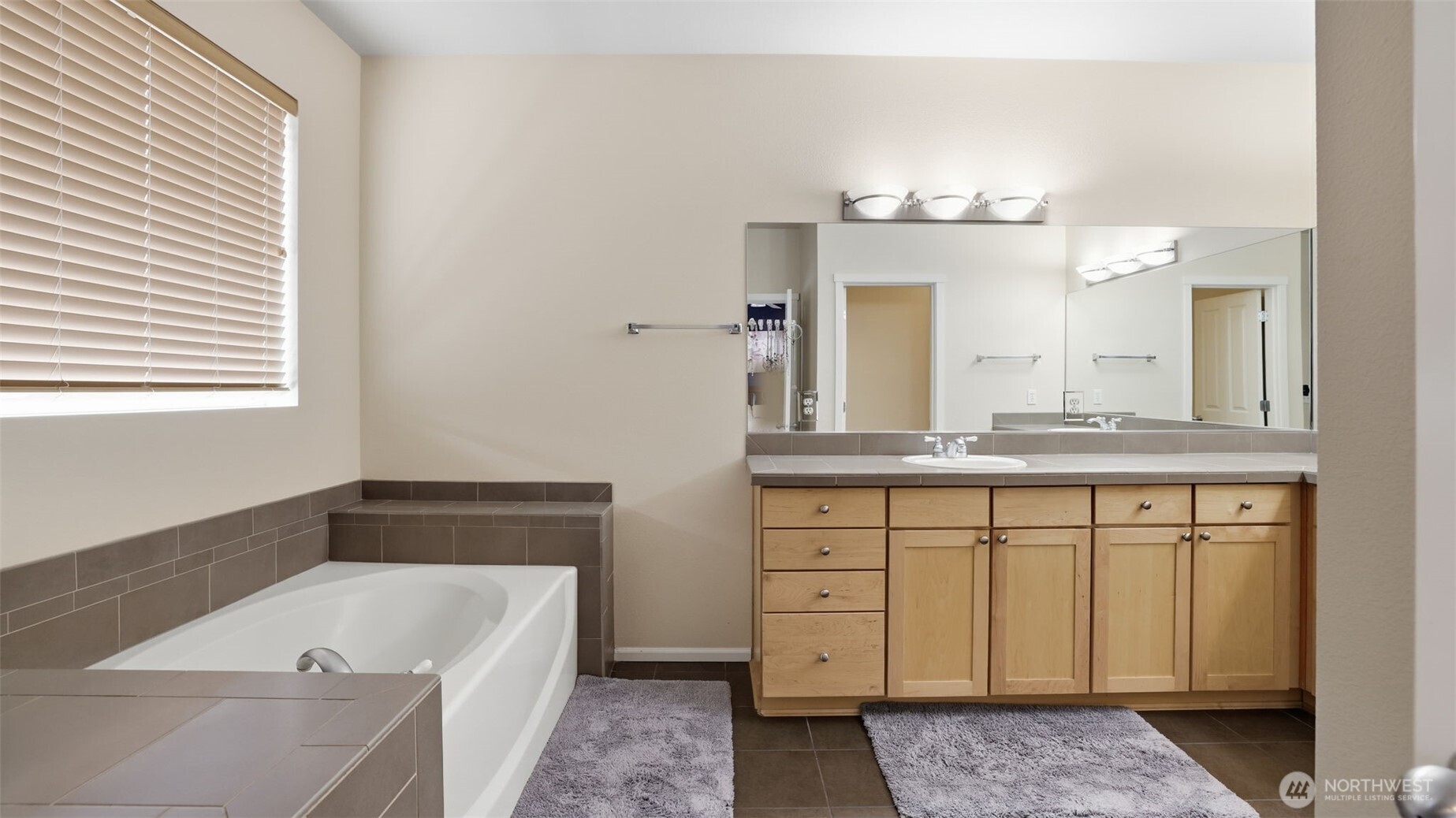 Step inside to your spacious primary en suite, creating the perfect place to unwind at the end of a long day.