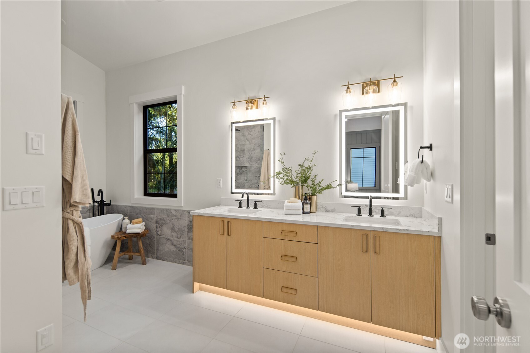 Interior photos are from 16654 model home. 16656 is similar.