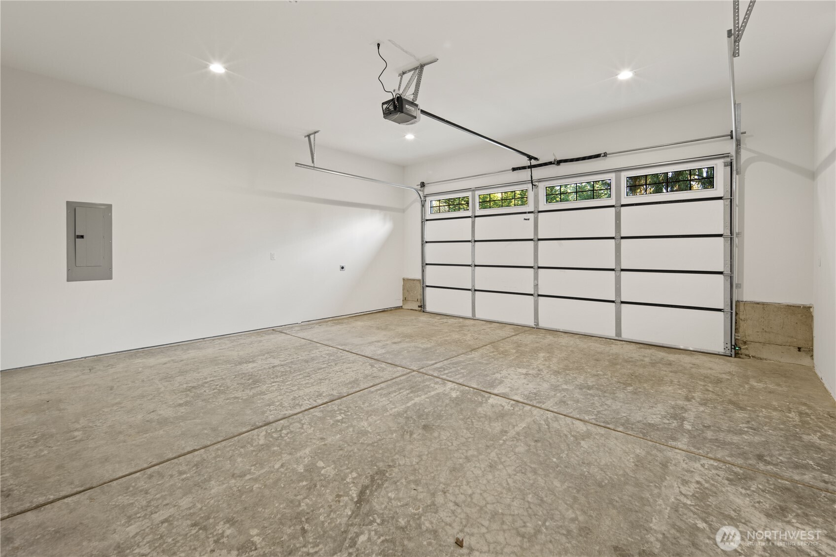 Interior/exterior photos are from 16654 model home. 16656 is similar.