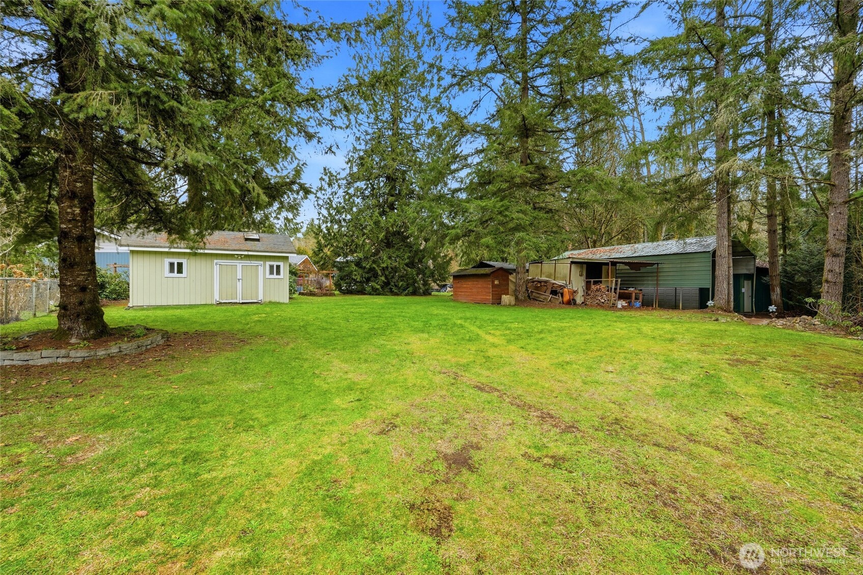 1+ Acre Lot Size