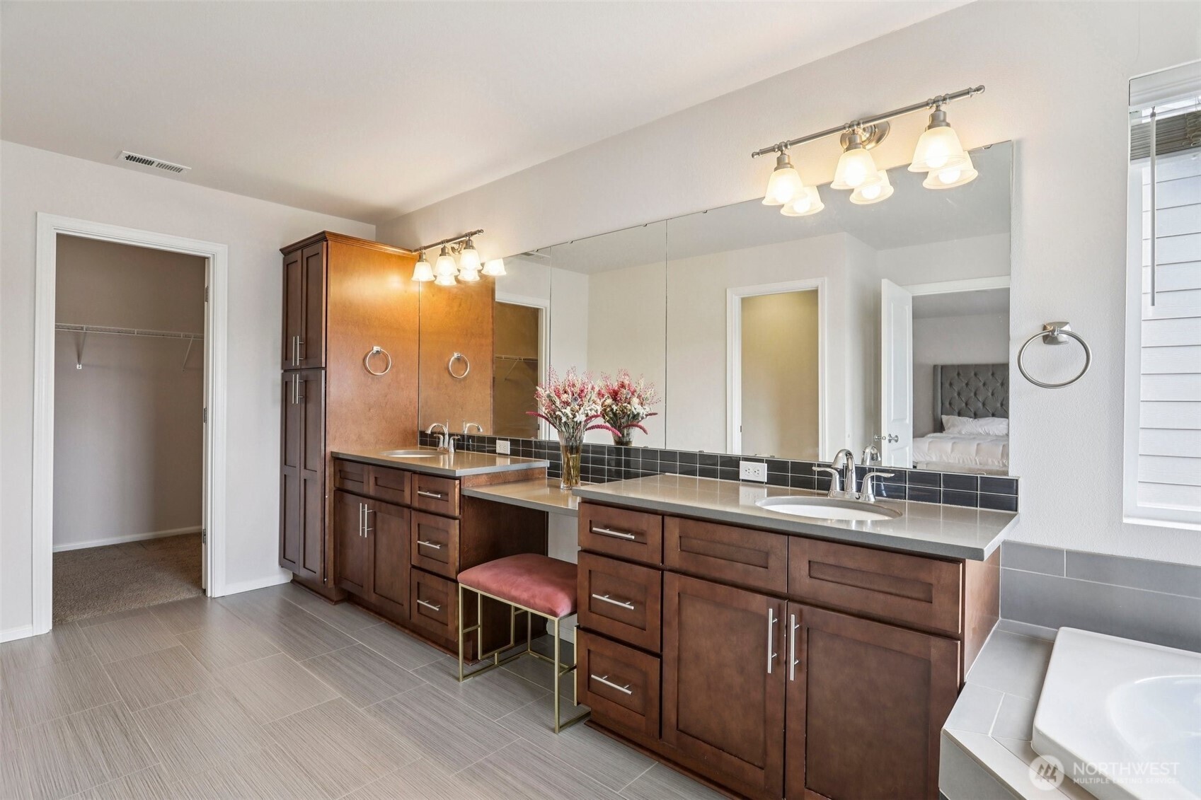 5 pc luxury primary bath