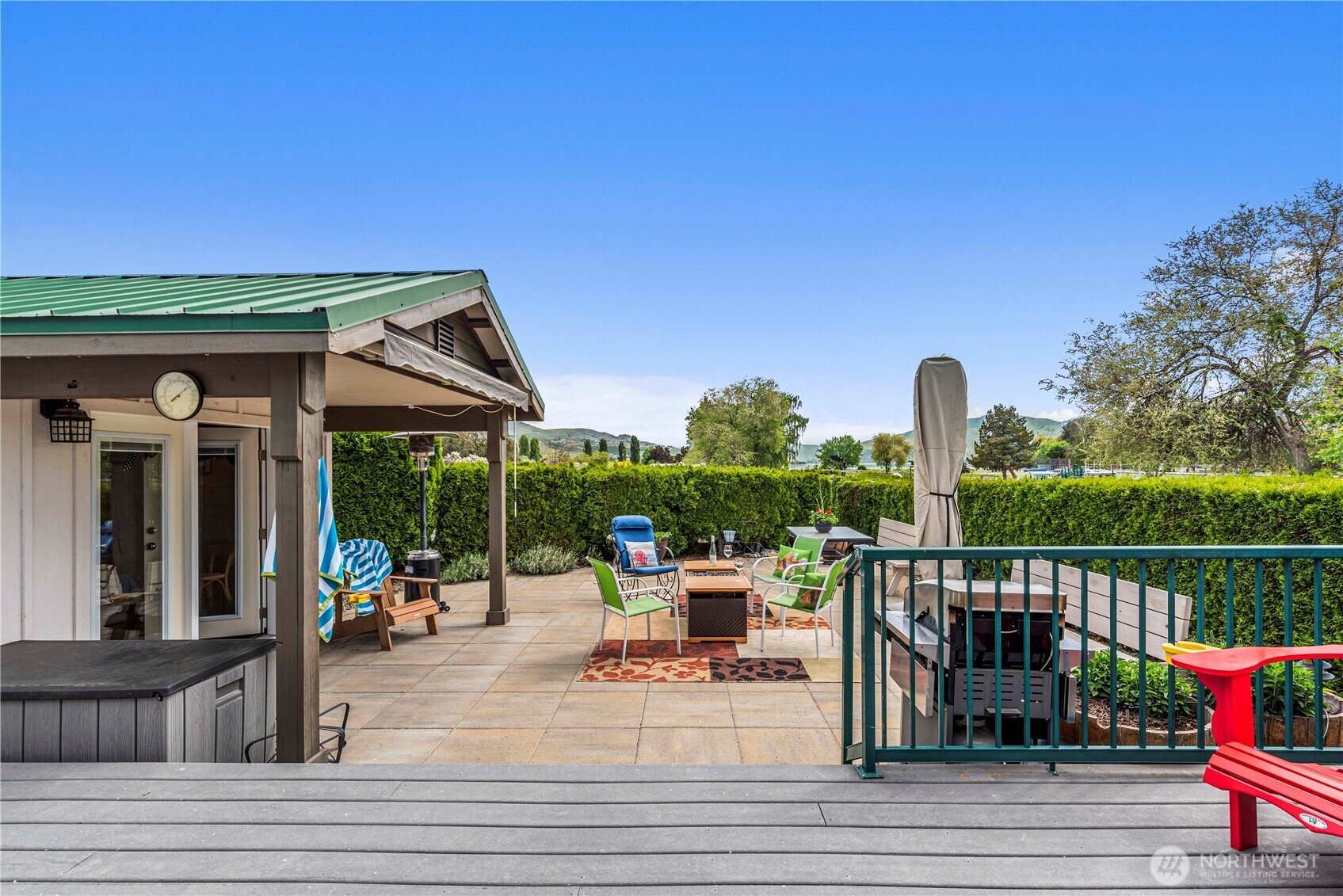 Step into your very private backyard oasis - one of the largest outdoor spaces at Vista del Lago.
