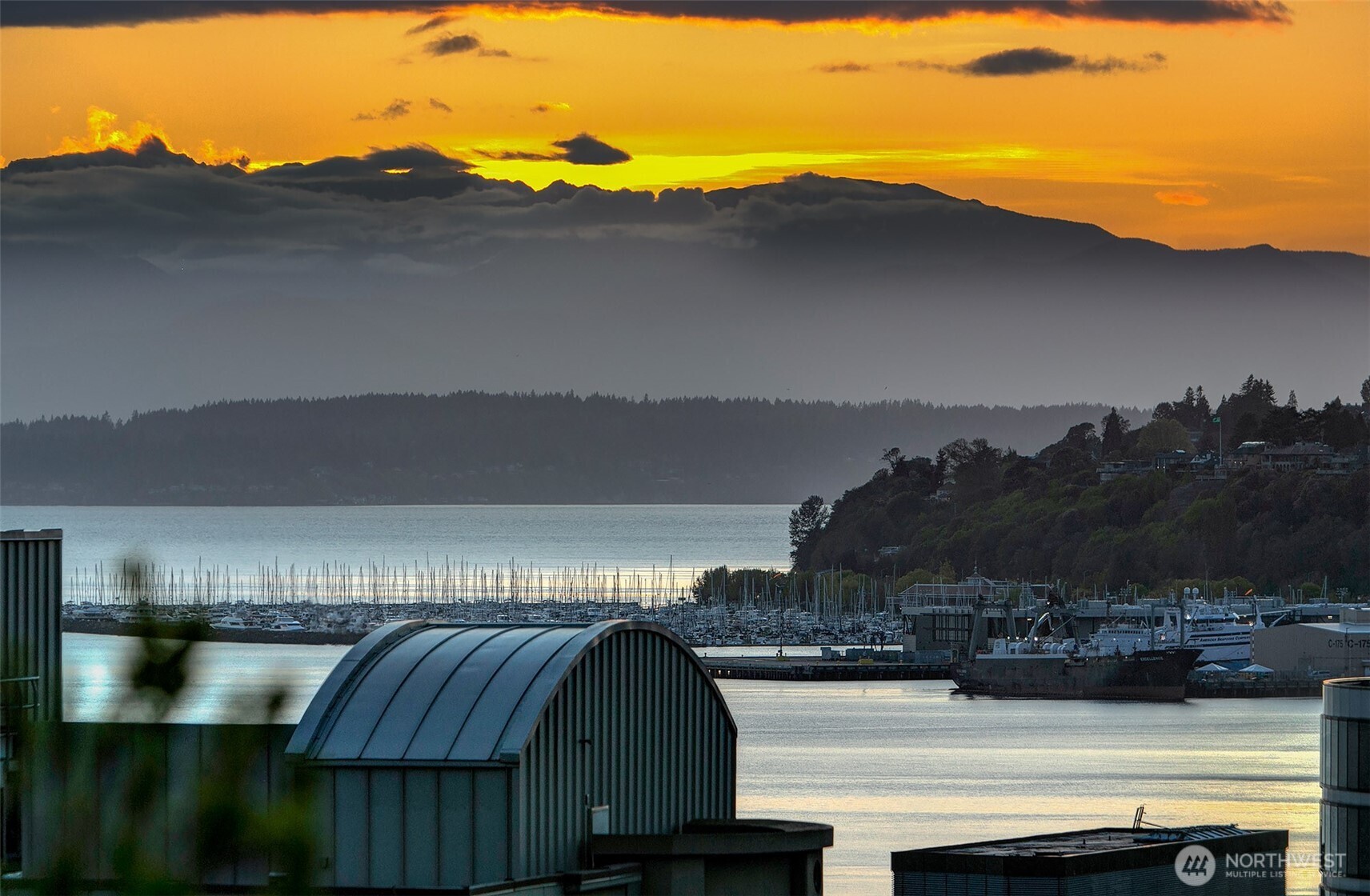 Guest Suite is available for rent from the HOA.