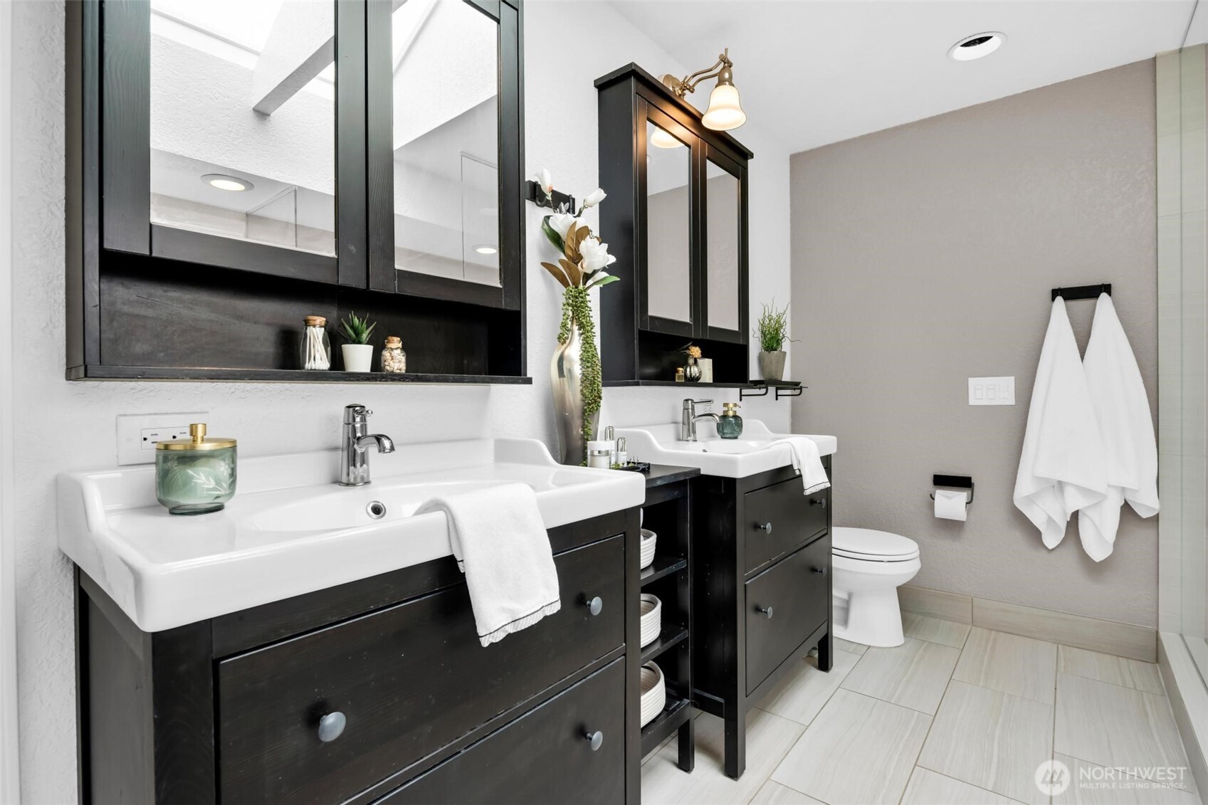 Modern 5 piece en-suite