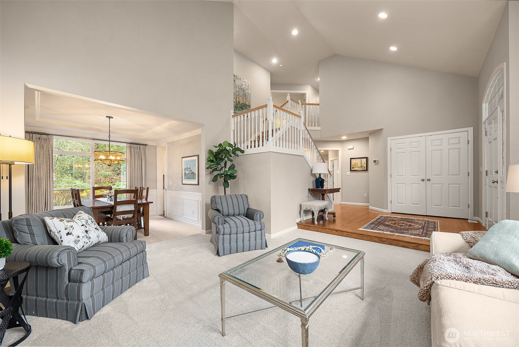 Gourmet kitchen with generous island and walk-in pantry