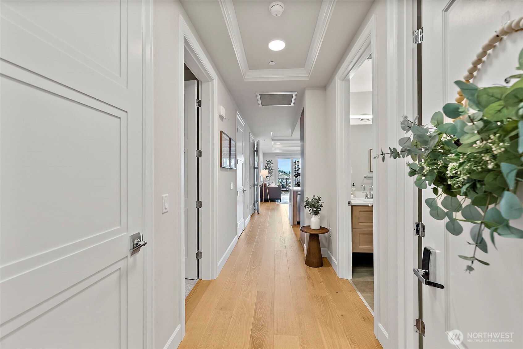 Entryway into unit - keyless with Fob access