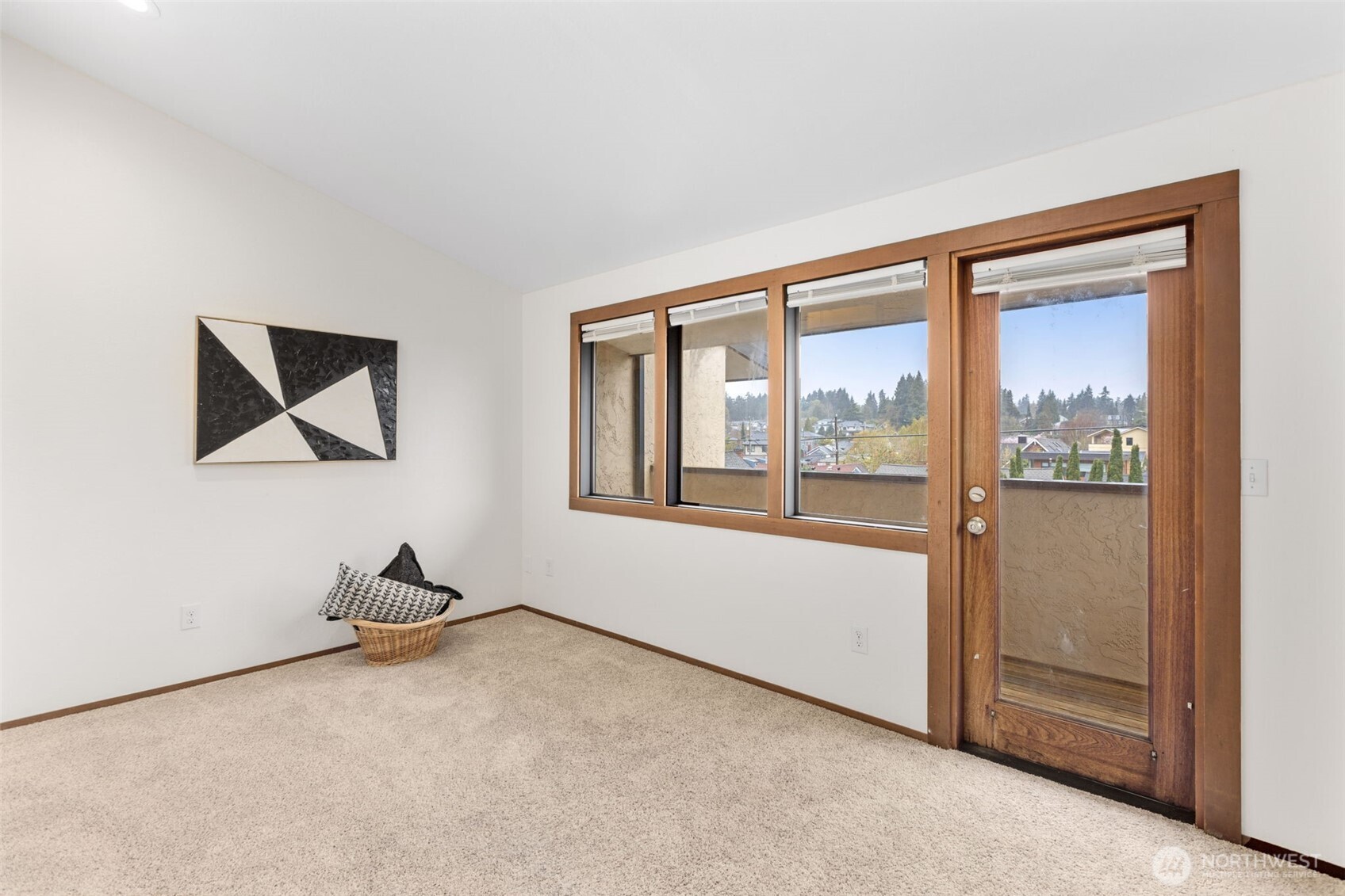 Lots of closet space