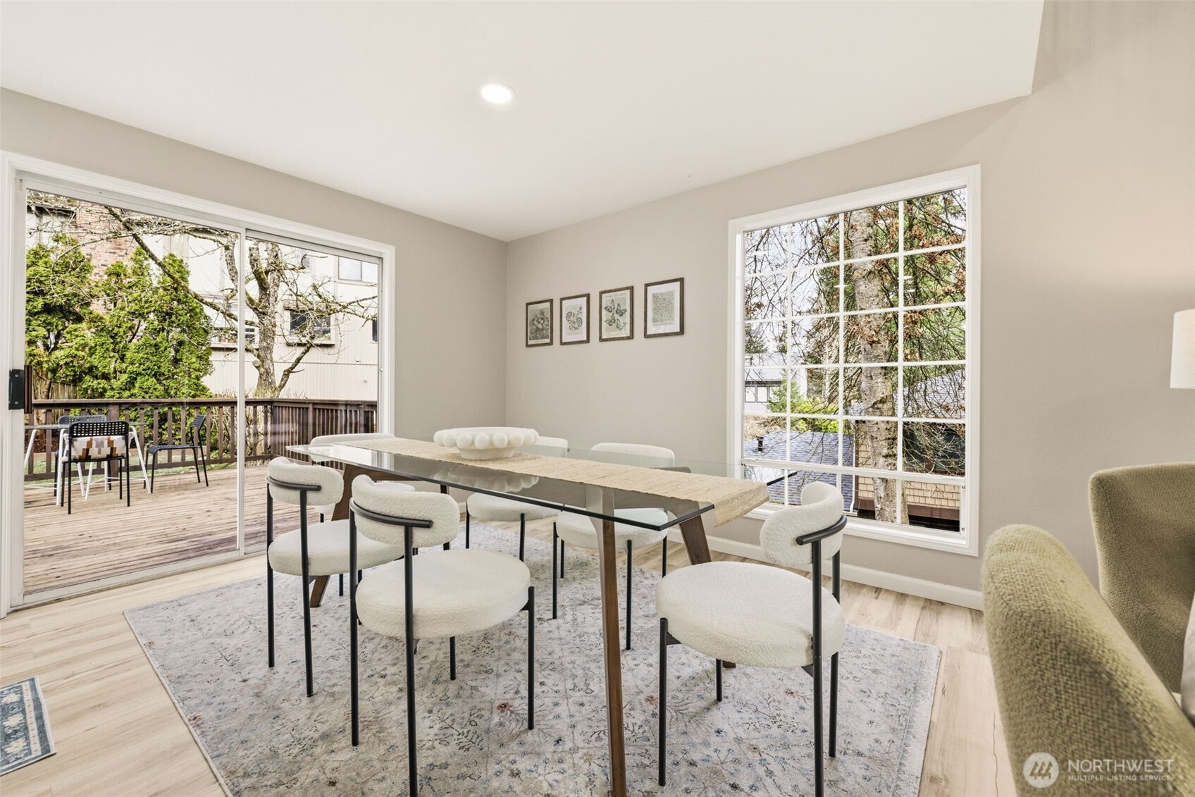 Dining area overlooking the private yard