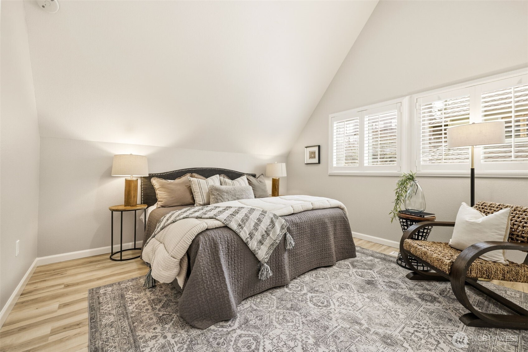 Peaceful primary retreat