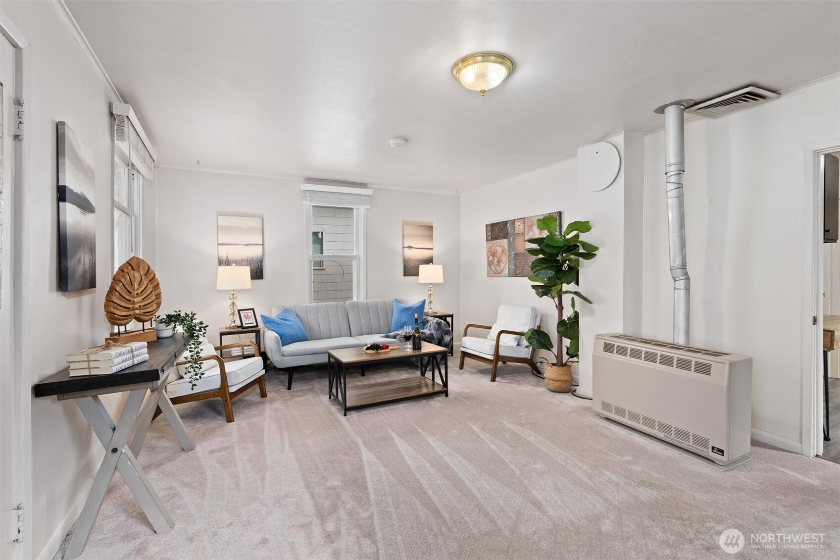 Great area for relaxing or entertaining