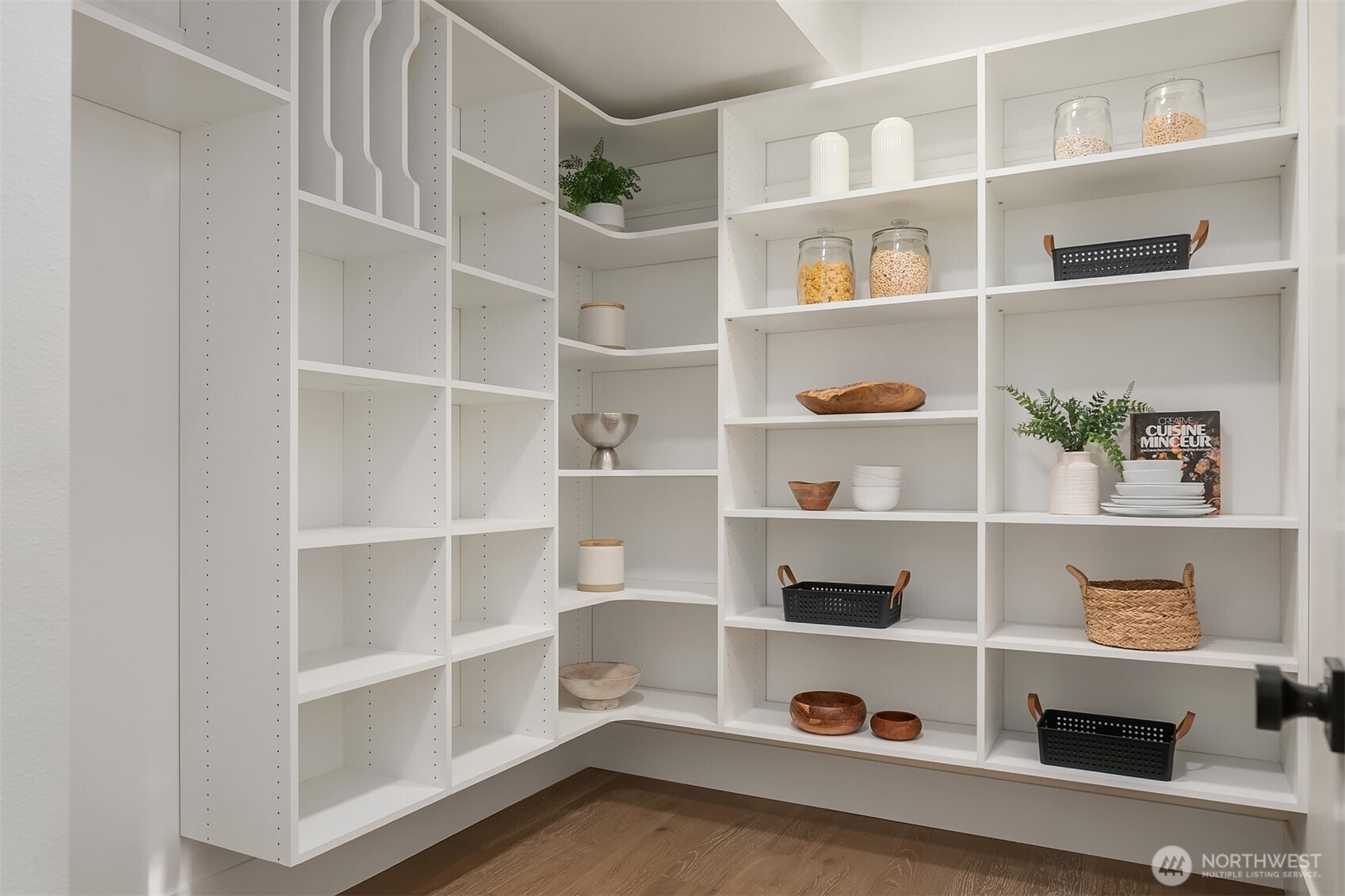 Walk-in Pantry