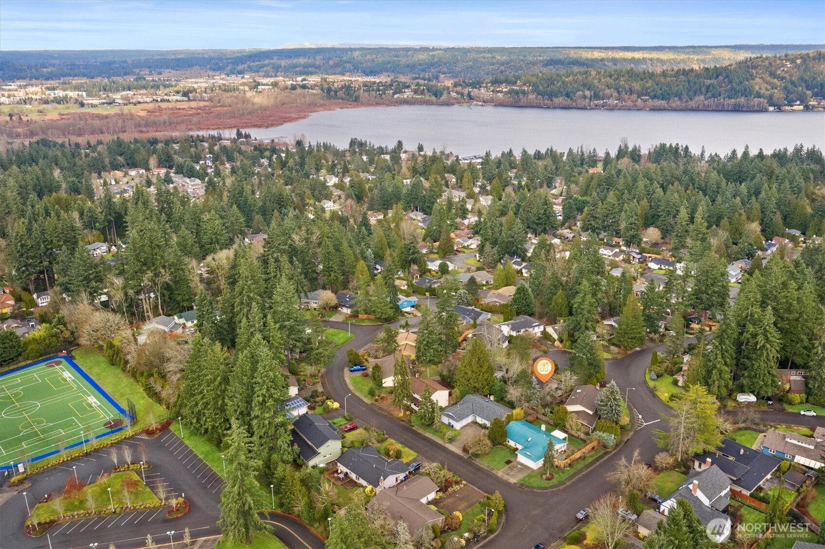 Summer fun to come, being minutes from Lake Sammamish and Lake Washington.Situated minutes from commuter routes, restaurants, shopping, and Microsoft Campus.