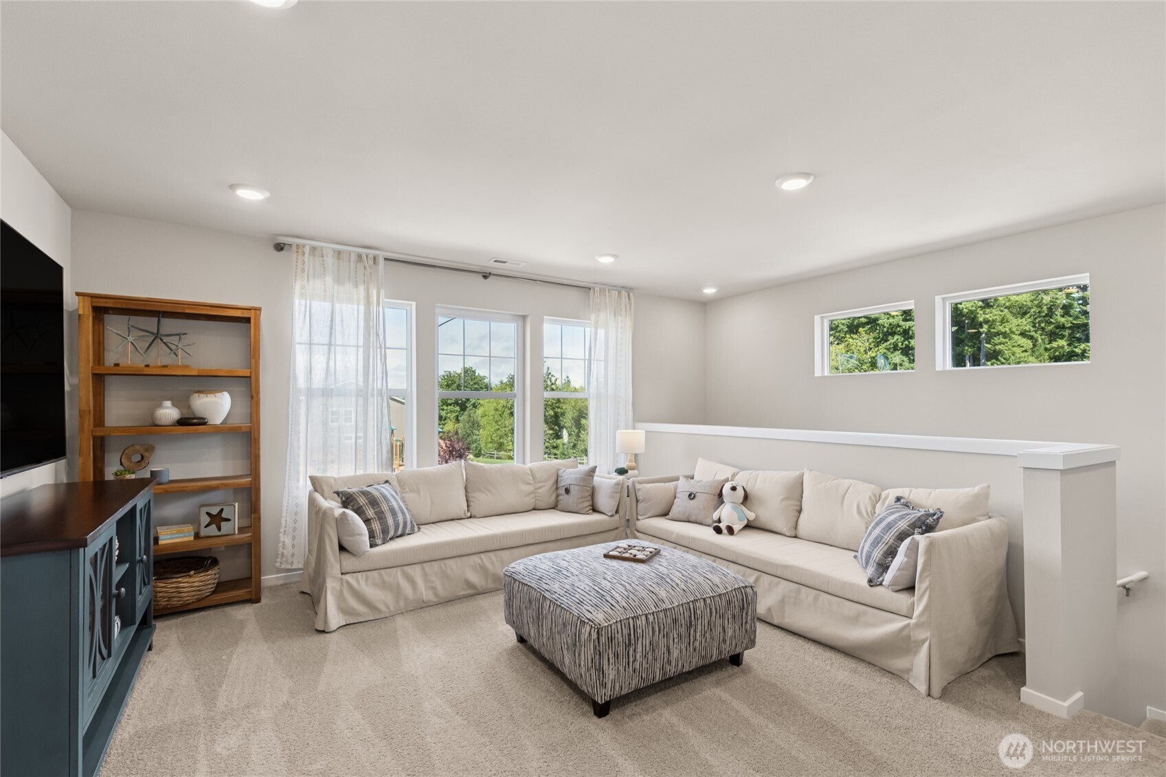 Upstairs loft perfect for a second living area!  Picture for representational purposes only, colors and features may vary.