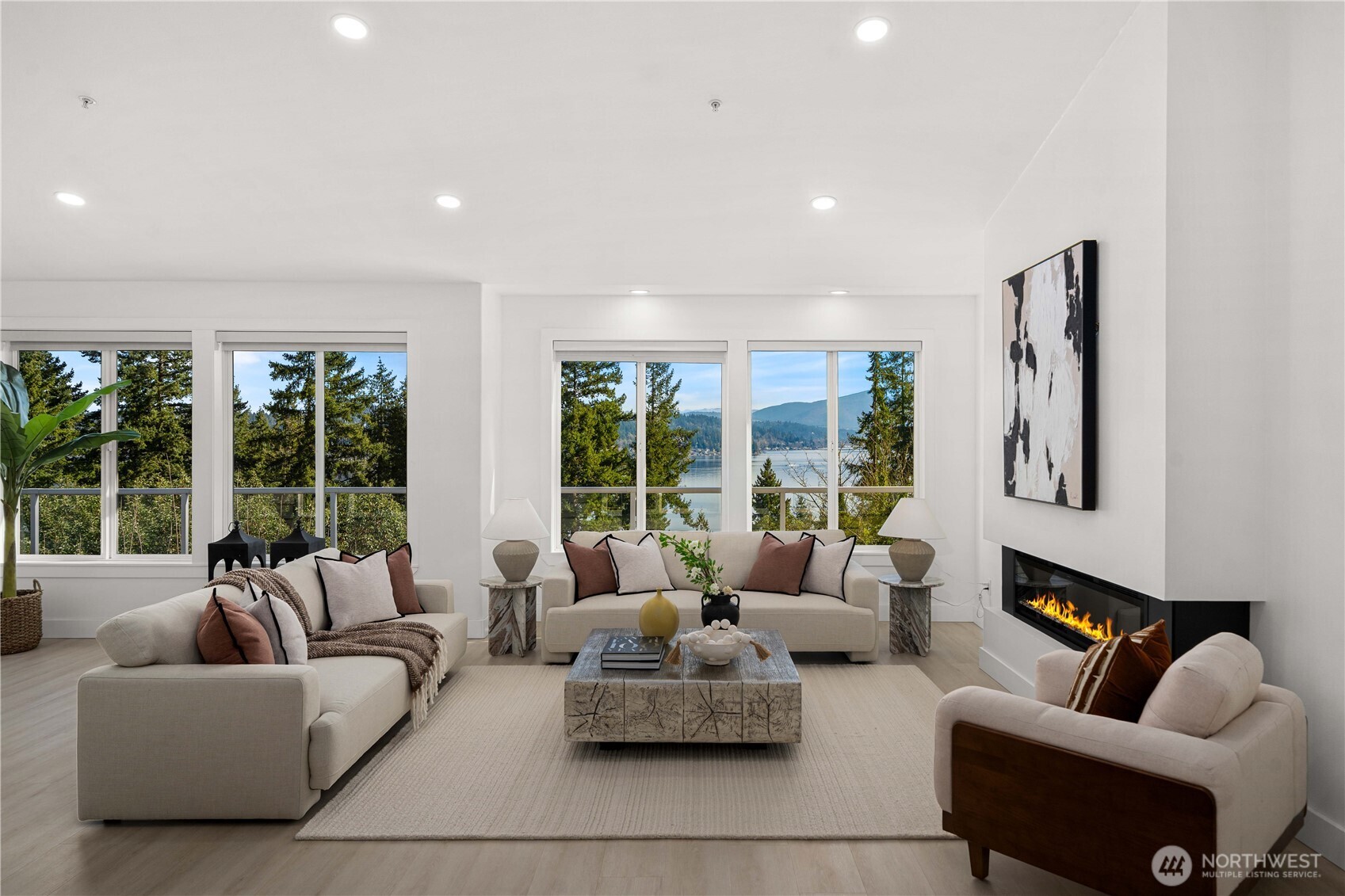 New doors, new hardware, new window frames, new stair railings & new Landmark Pro roofing system (2023)