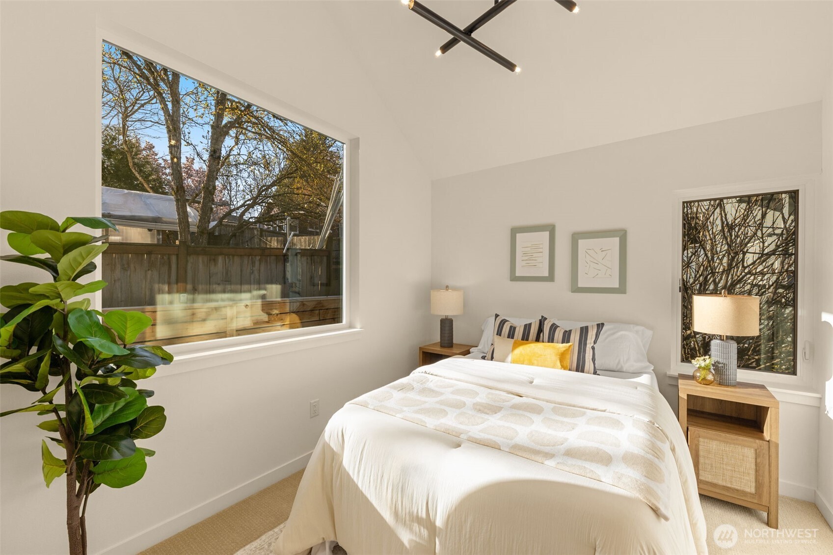 Upper level 2nd Bedroom