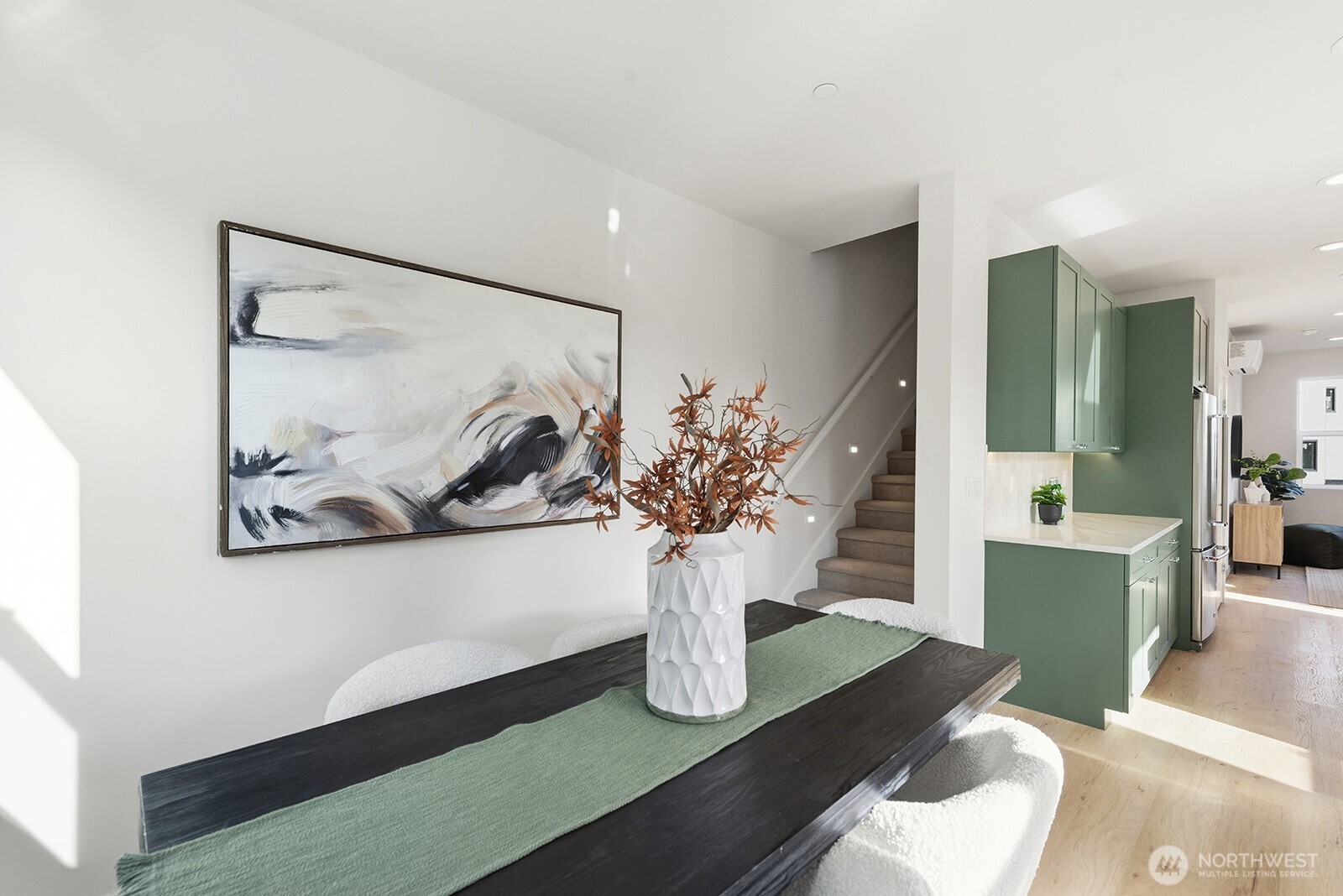 Picture of model home - unit 706