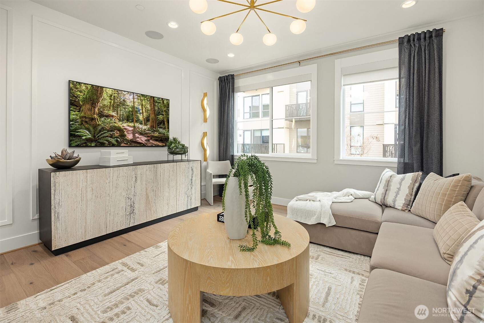 Photo for illustration purposes only & is not of the actual home for sale (Cascadian model home).