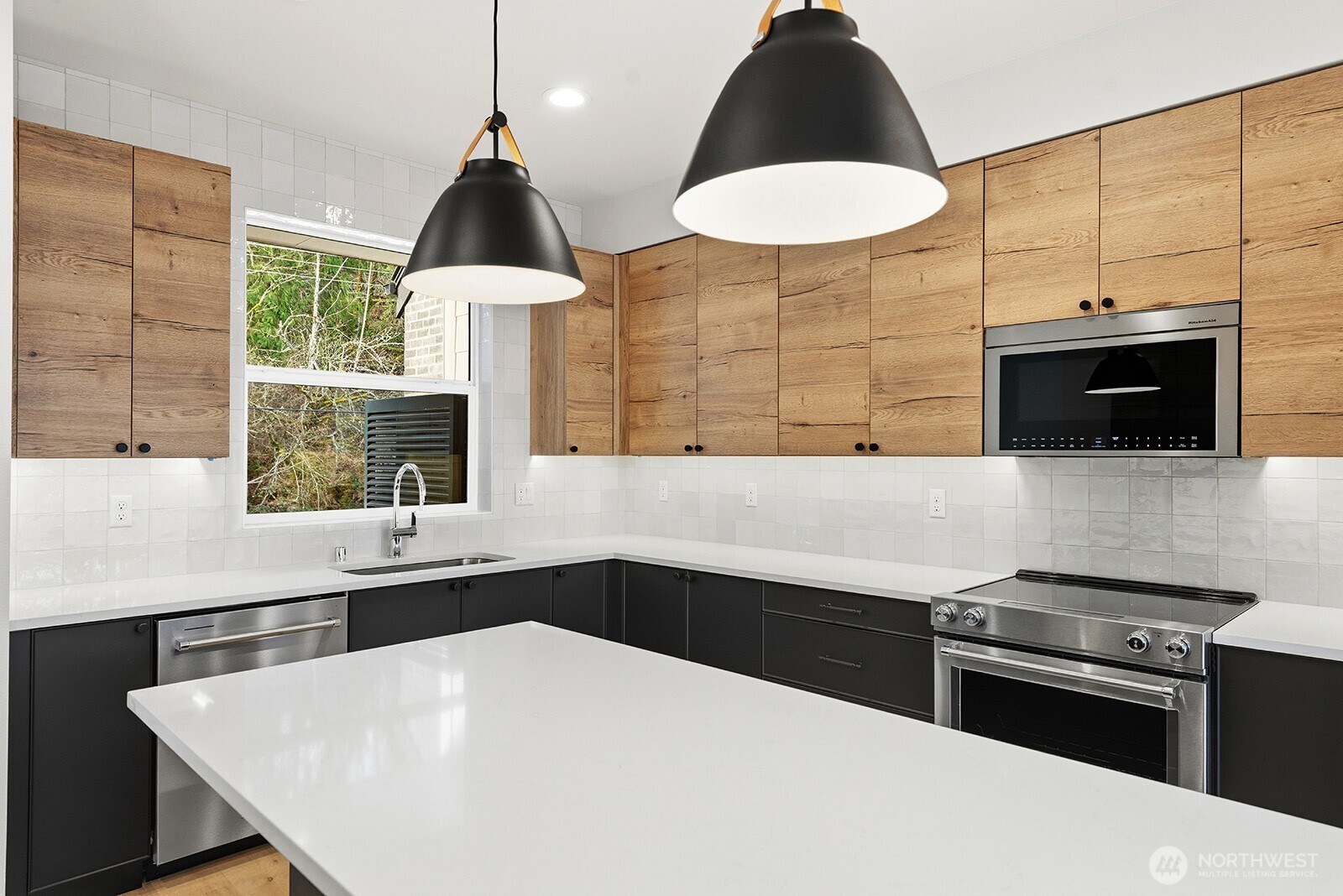 Floor plans and color palettes vary.