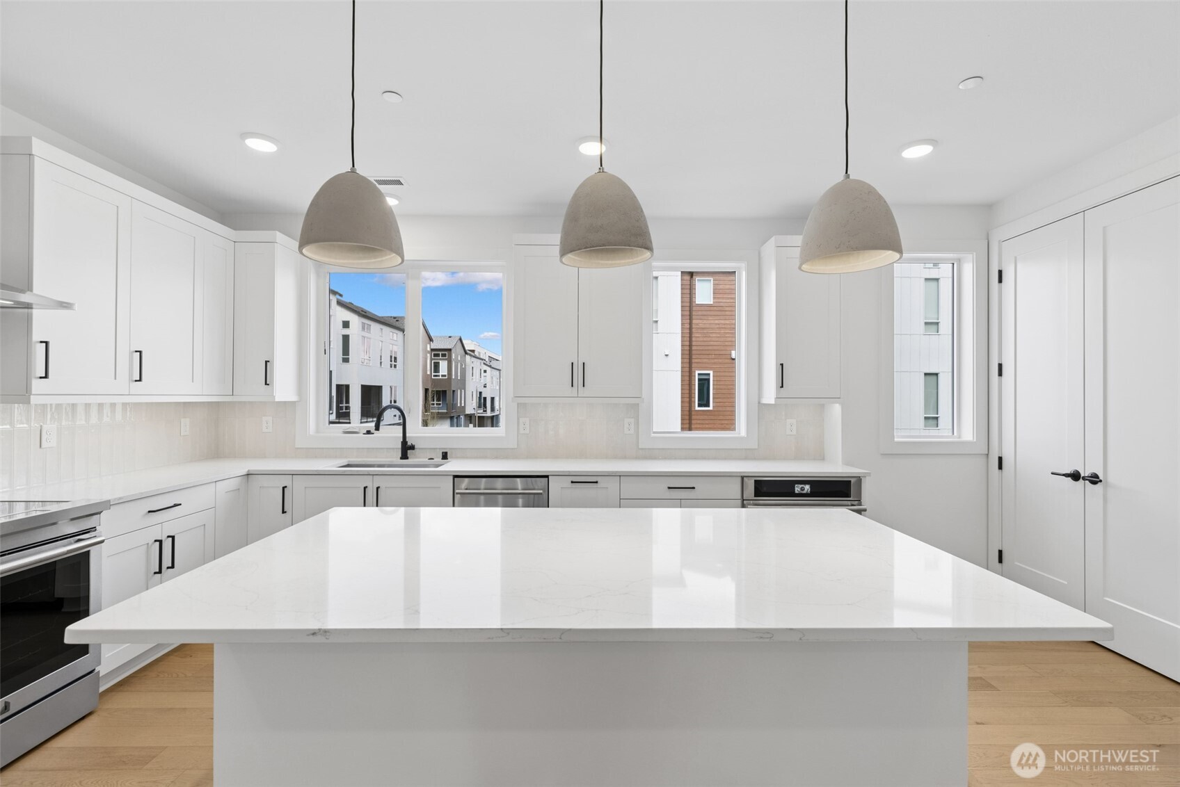 Pictures of Model Home. Not pictures of actual home. Features, colors, layout may vary.