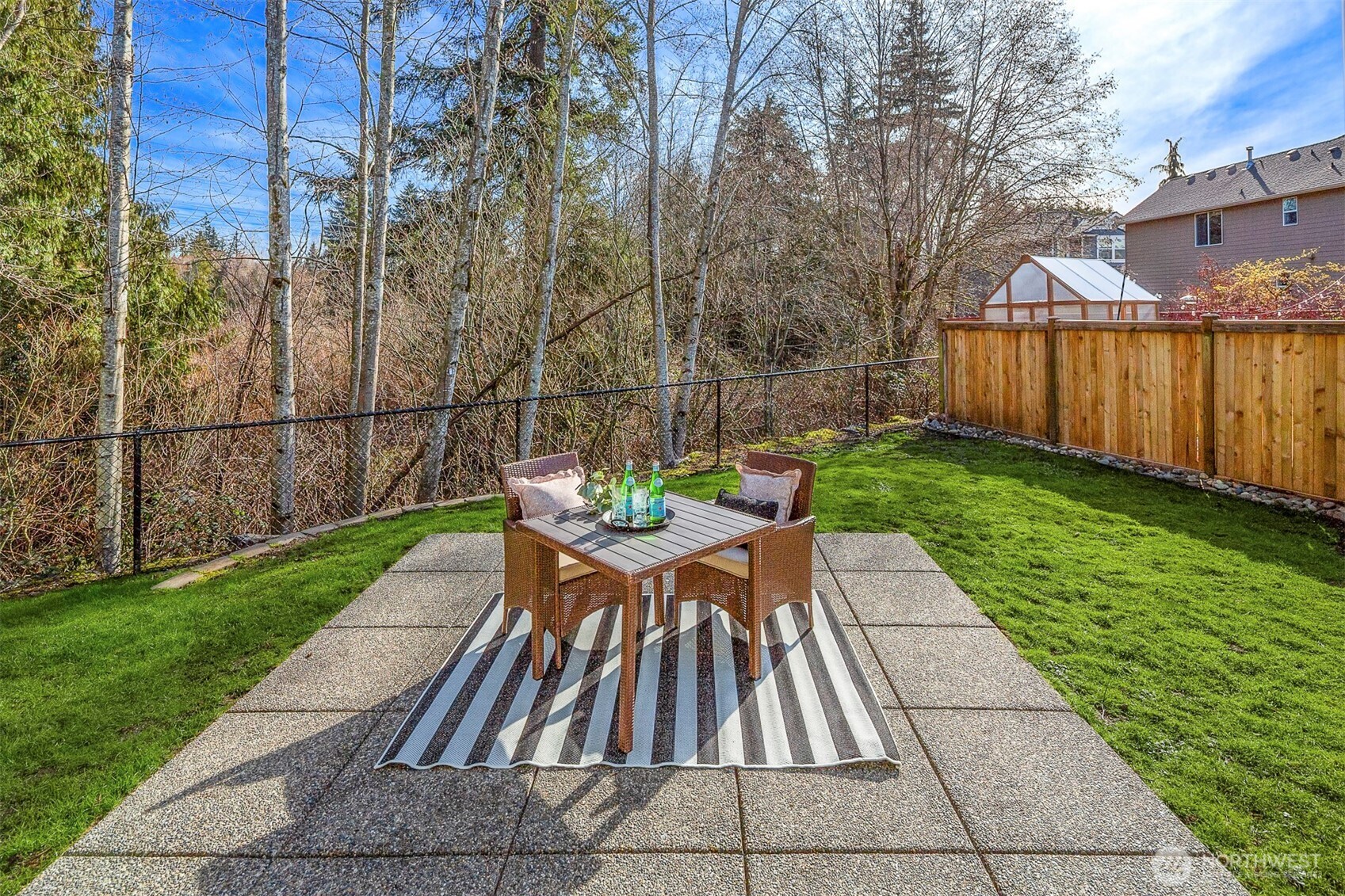 Abundant natural light