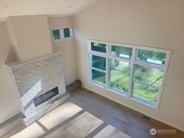 Site Plan. Verde Place is a 2 unit condo . . . . that lives like single family homes.