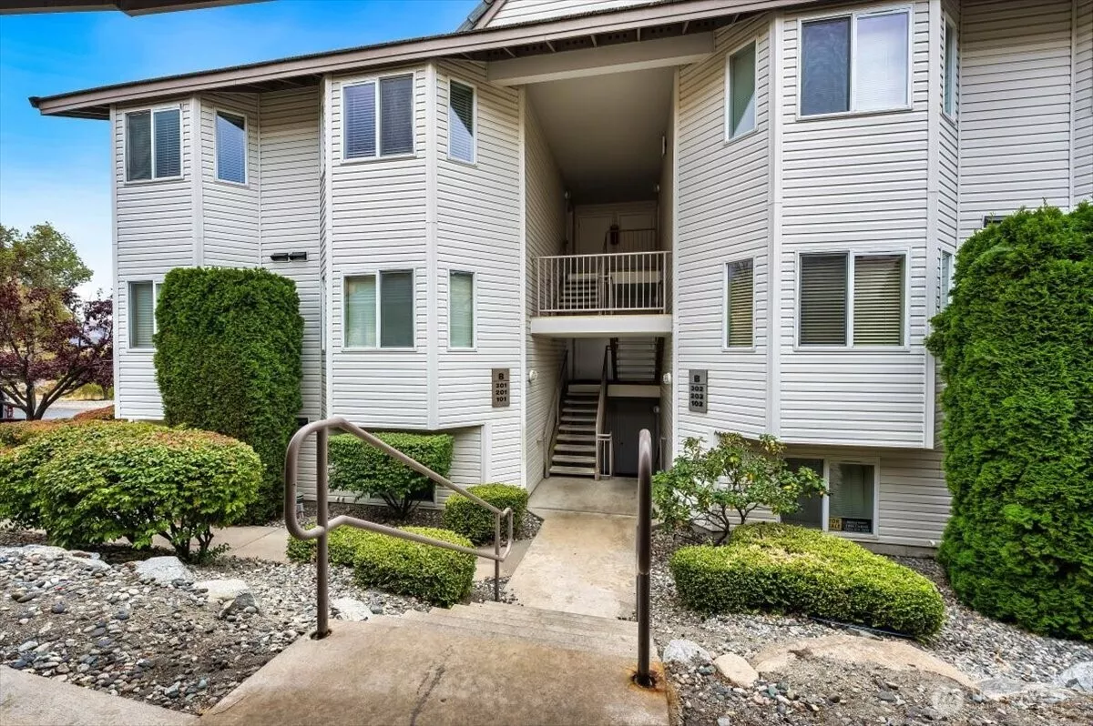 The Unit is to the right, it is an end Unit and the largest in the Complex