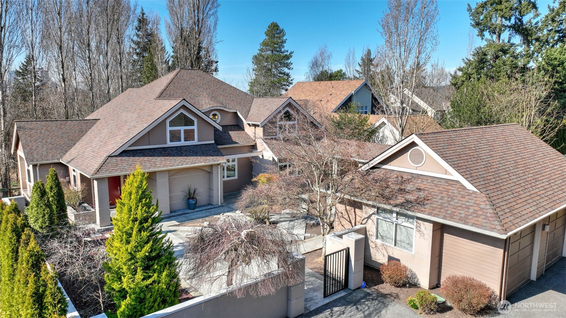Large 3 car garage with lots of driveway space.