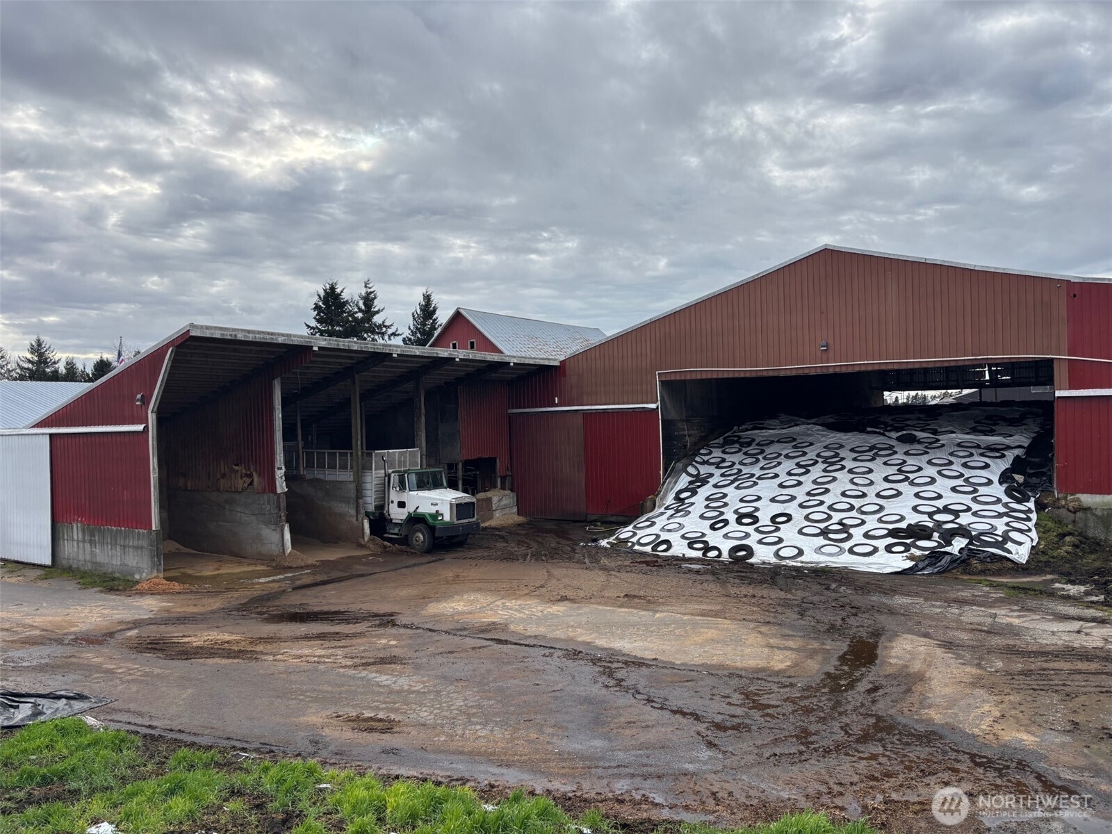 Covered building to store large equipment.