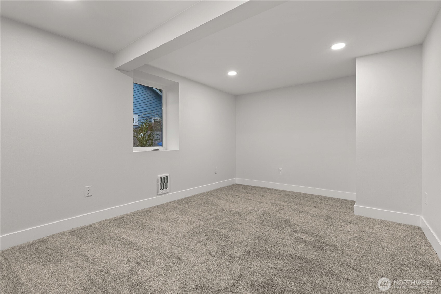 Bedroom #1 w/Walk-In Closet